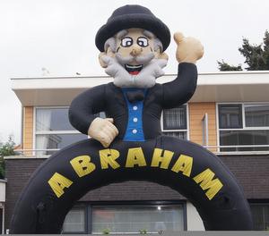 Abraham Boog - http://www.sarah-en-sarah-verhuur-houten.nl