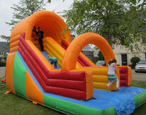 Glijbaan Clown Slide Huren - www.springkussen-huren-utrecht.nl