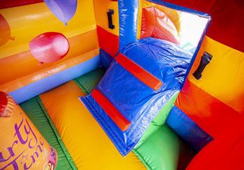 Springkussen Multifun Glijbaan - www.springkussen-huren-utrecht.nl