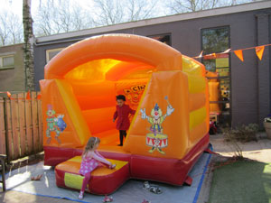 Springkussen Mini Overdekt- www.springkussen-huren-utrecht.nl
